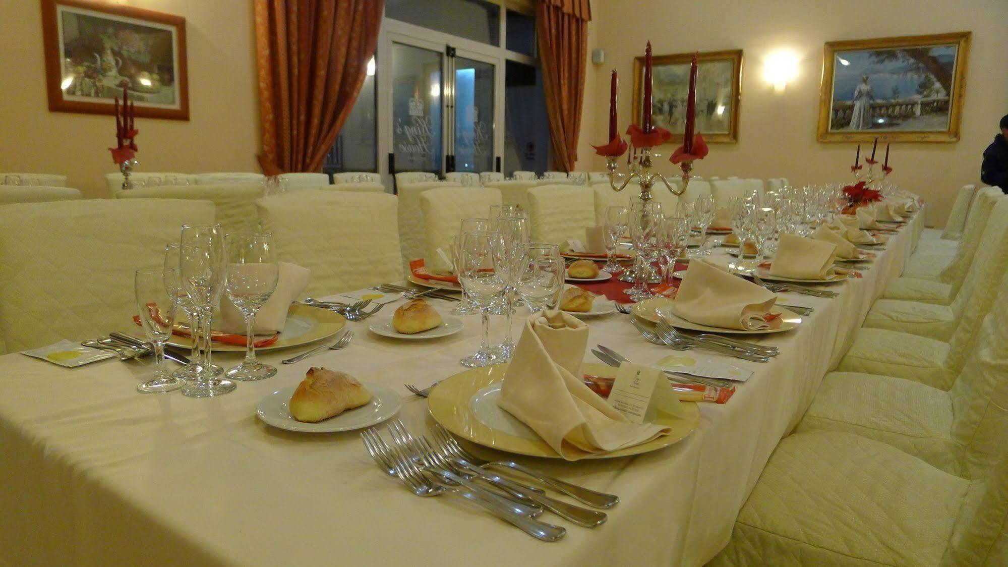 King'S House Hotel Resort Mascali Exteriör bild