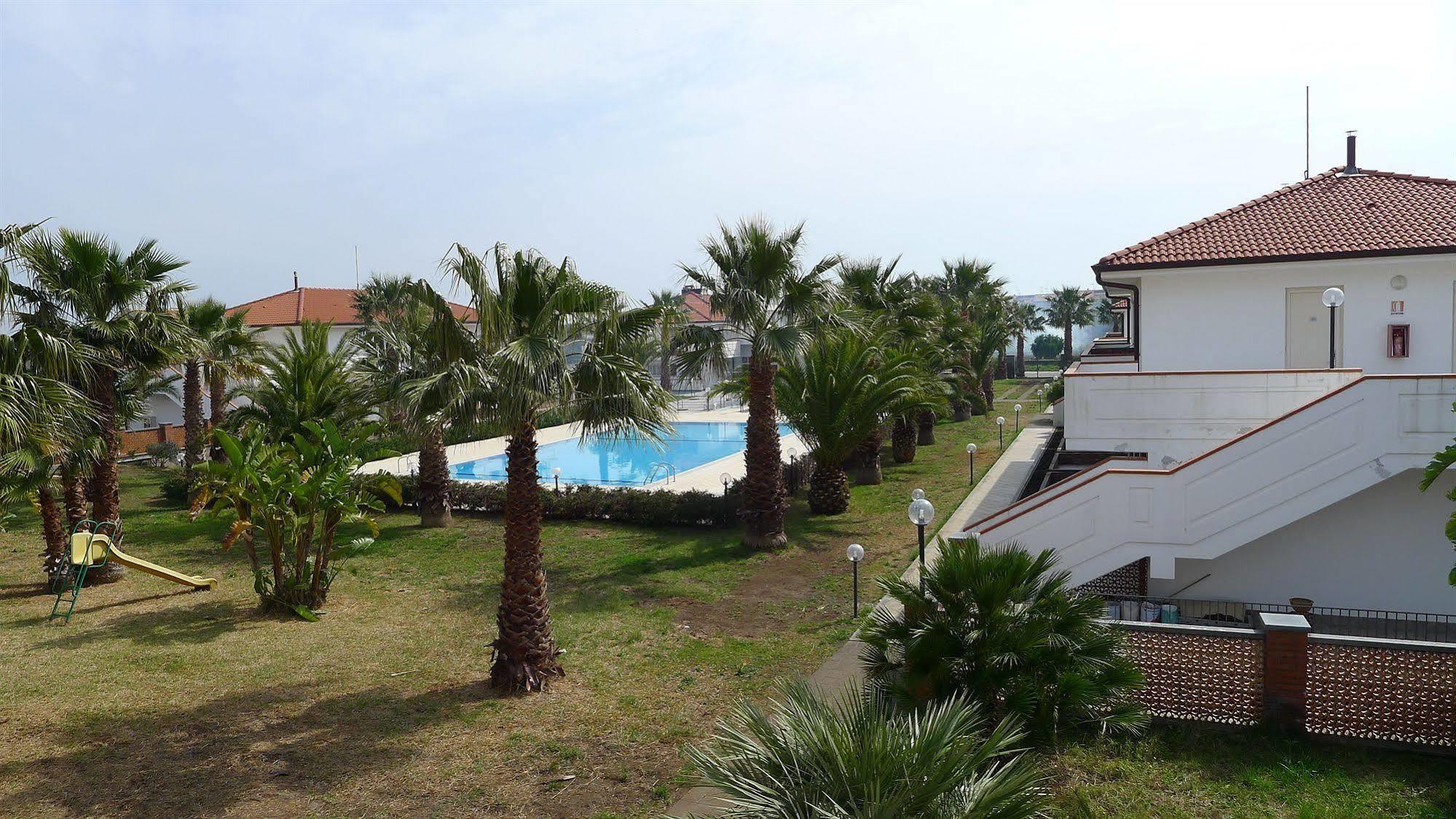 King'S House Hotel Resort Mascali Exteriör bild